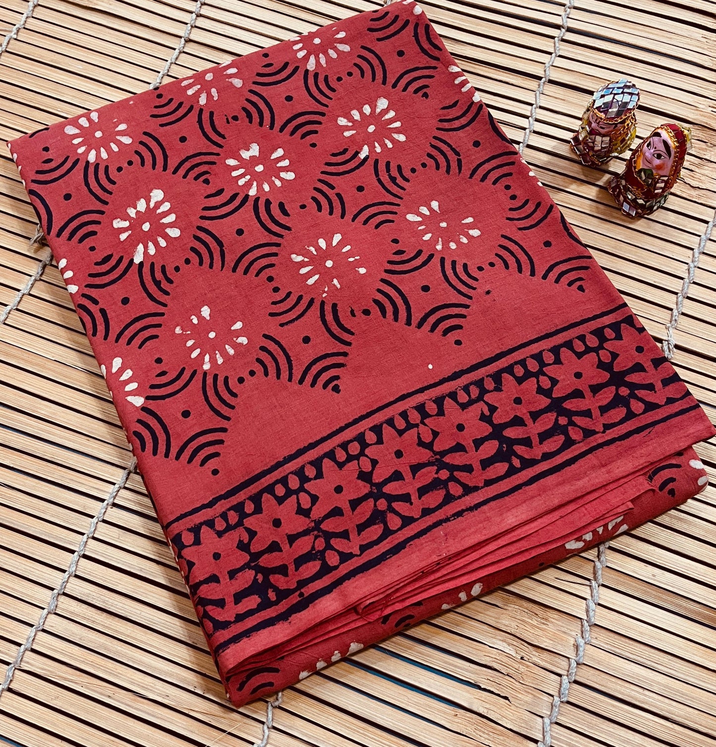 Madder Red Geometrical Design Cotton Mul Handblock Saree – Designer handcrafted wholesale saree for retailers and boutiques