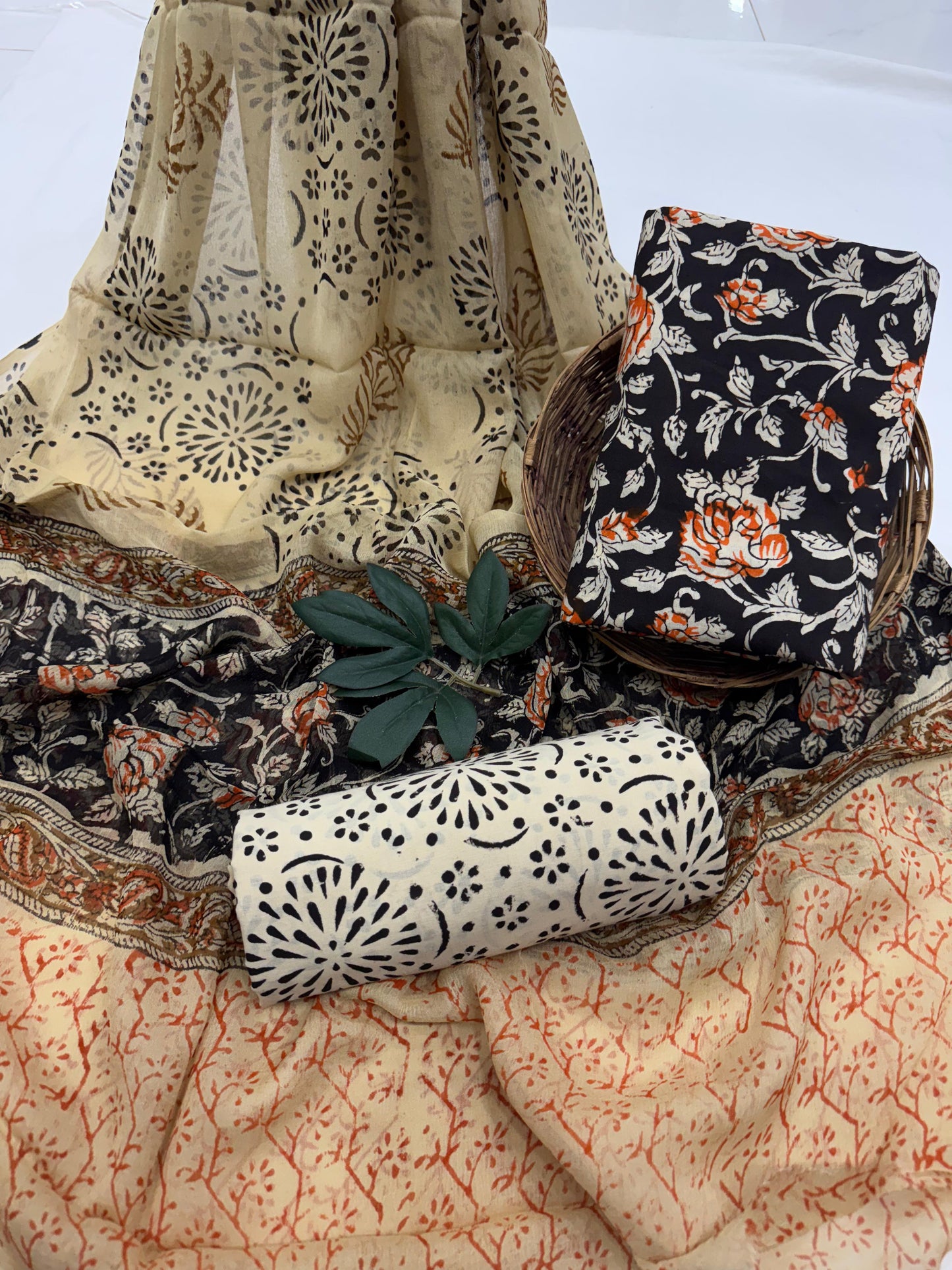 DRESS MATERIAL WITH CHIFFON DUPATTA