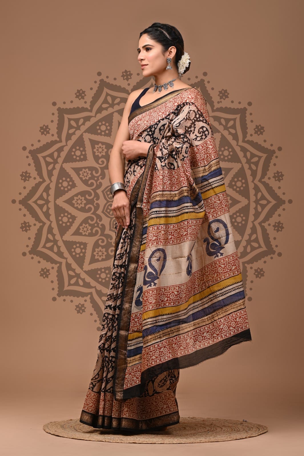 Handwoven Maheshwari Silk Saree Wholesale – Traditional Indian Sarees