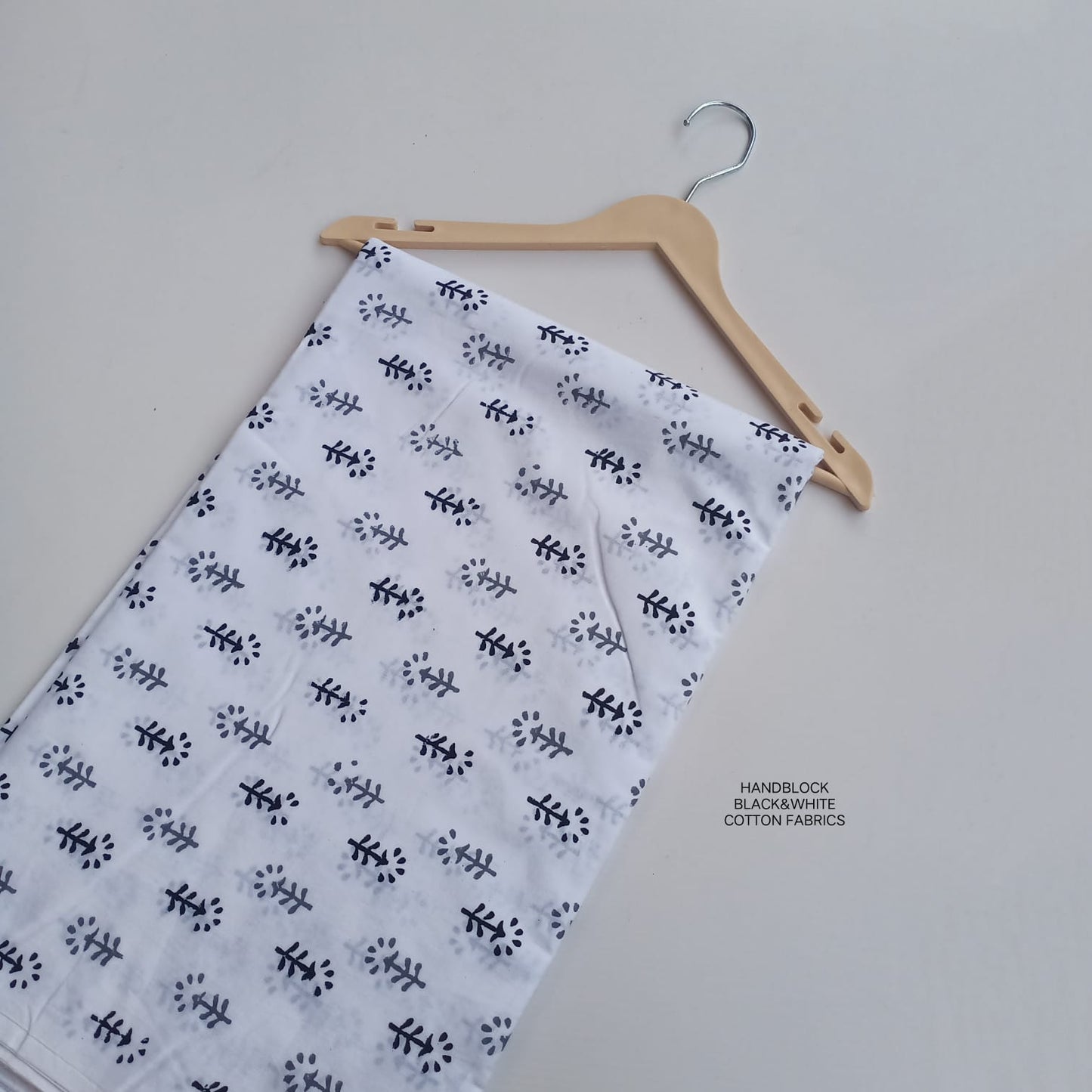 Hand Brush Printed Cotton Fabric Wholesale – Artisan Brush Painted Fabric