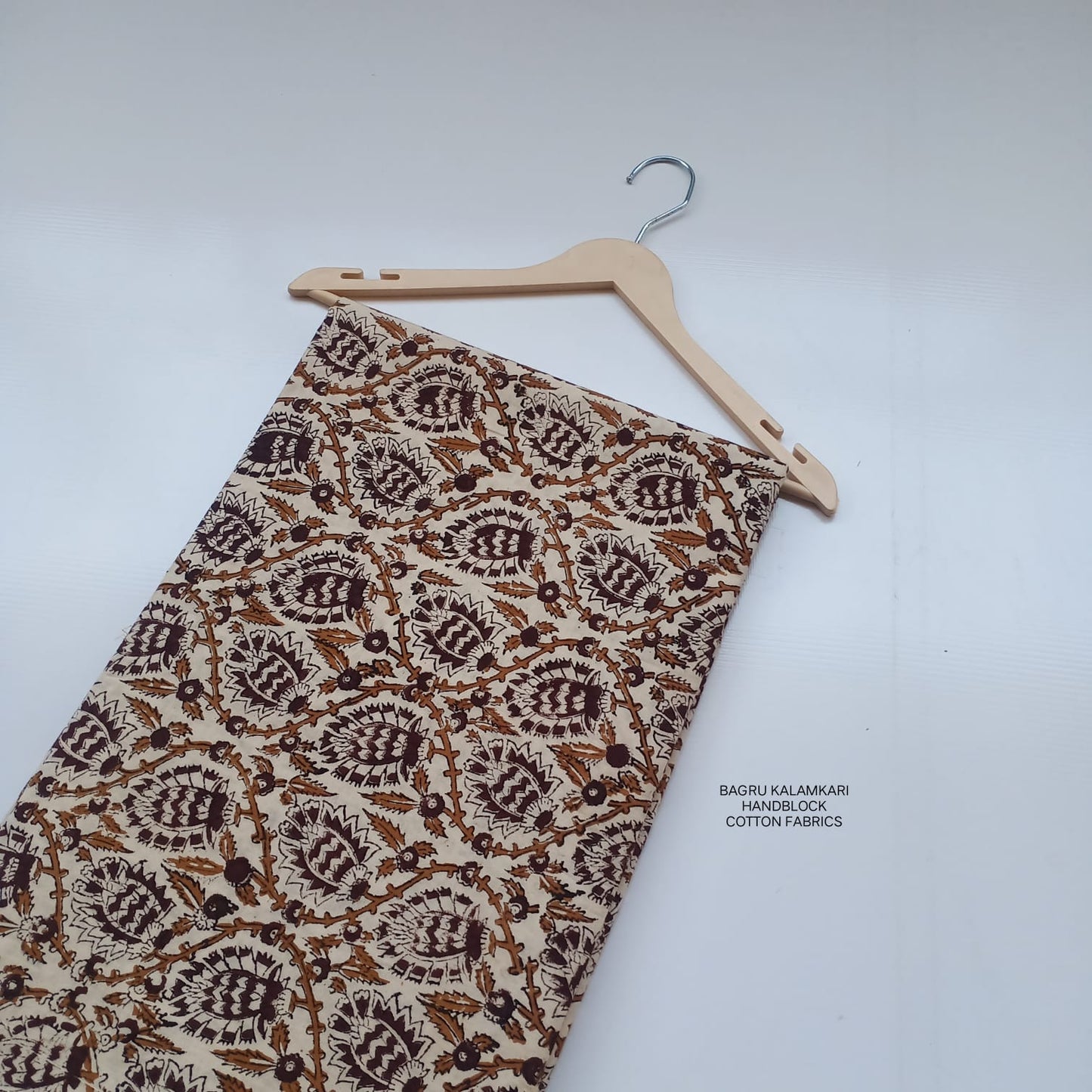 Bagru Fabric Wholesale – Handblock Printed Pure Cotton Floral Jaal Fabric