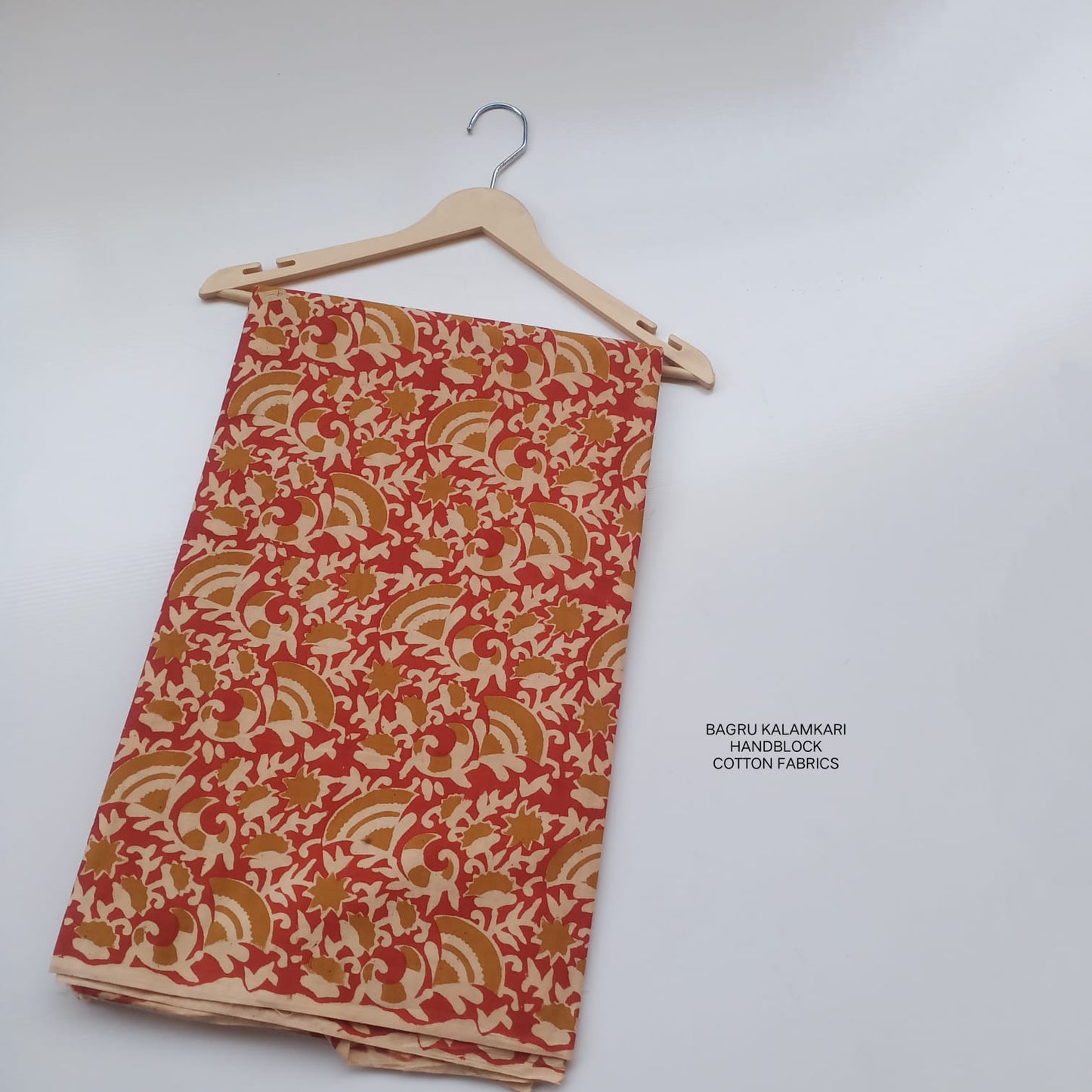 Bagru Fabric Wholesale – Handblock Printed Pure Cotton Floral Jaal Fabric