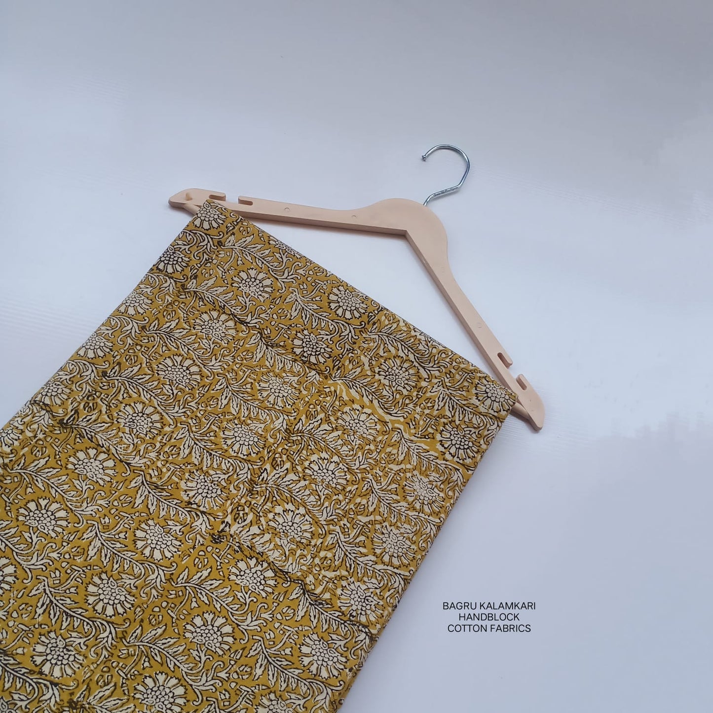 Wholesale Bagru Fabric – Pure Cotton Handblock Butti Print Fabric
