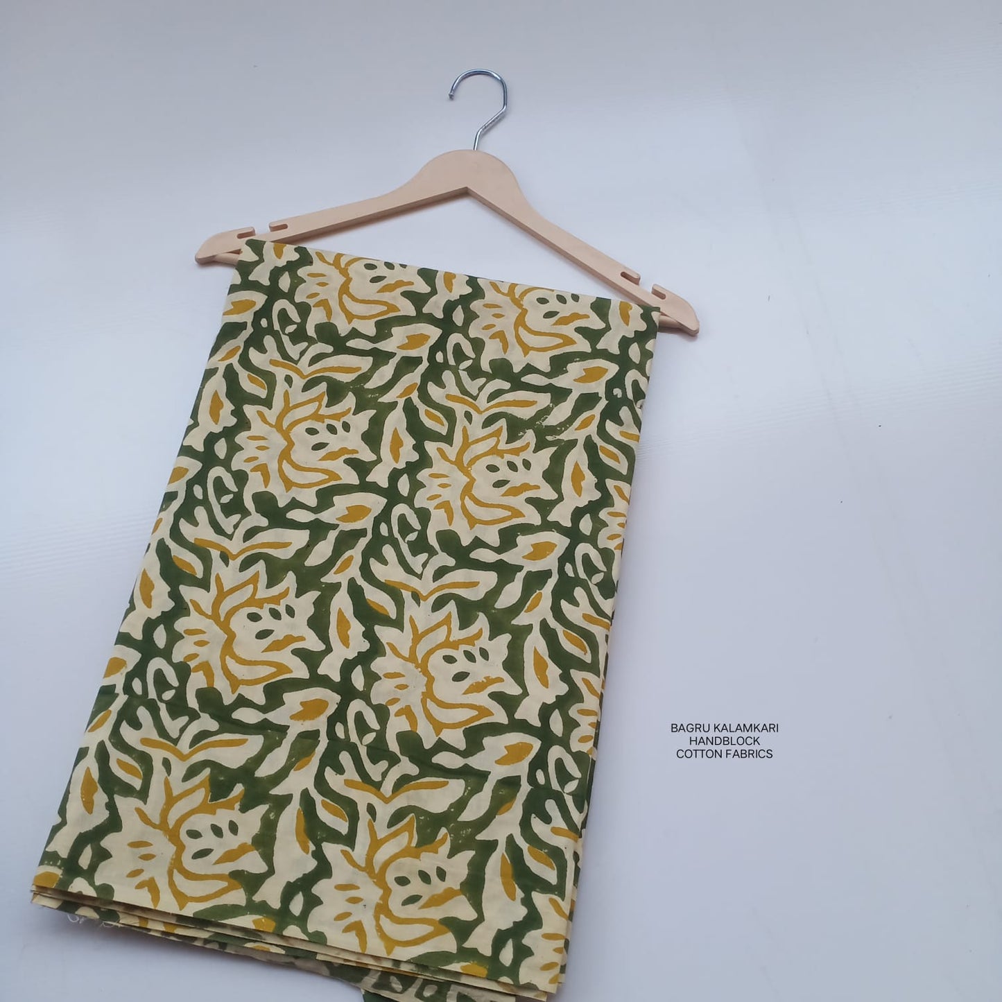 Wholesale Bagru Fabric – Pure Cotton Handblock Butti Print Fabric
