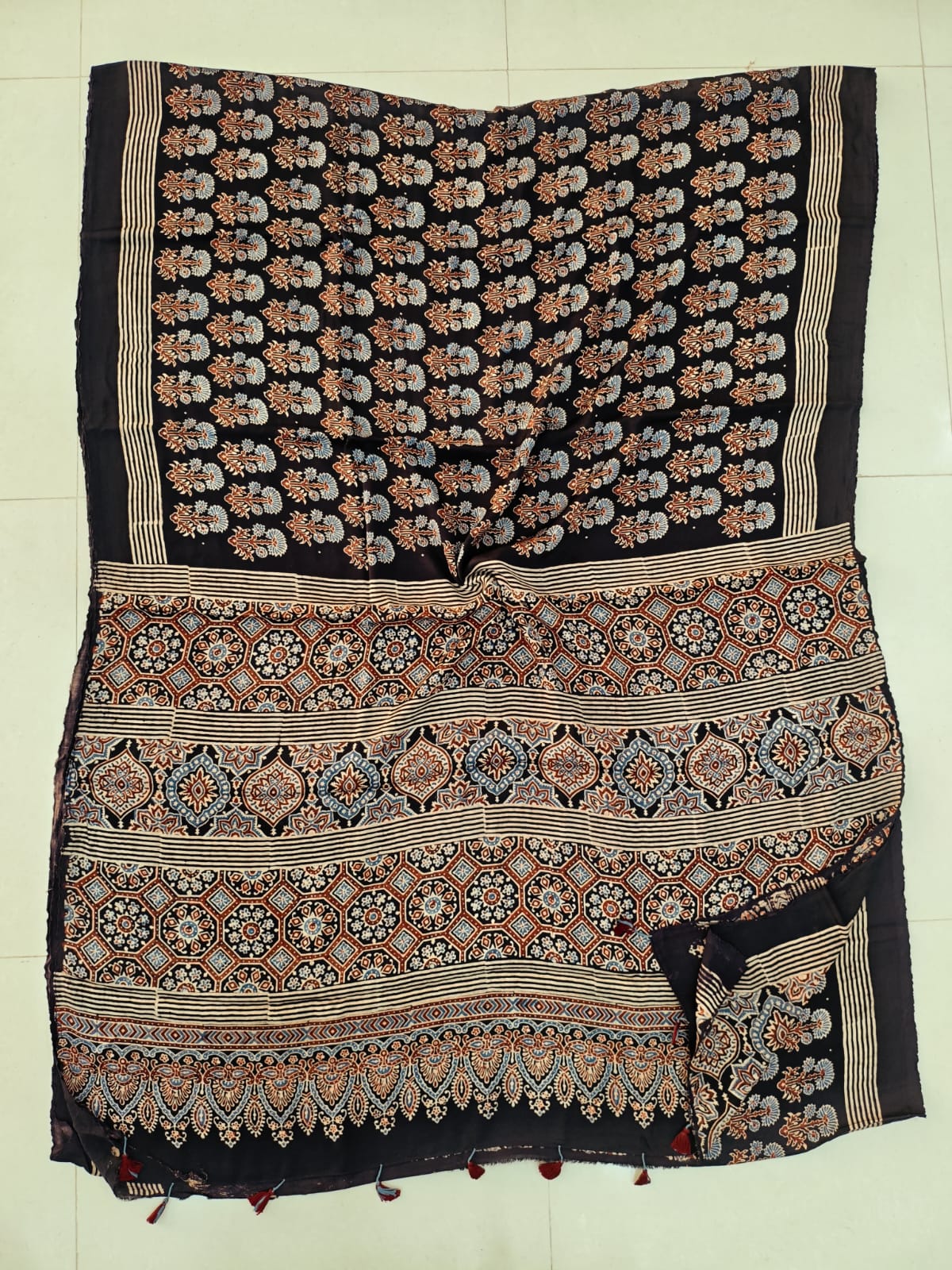 Ajrakh Sarees Wholesale – Modal Silk Handblock Printed Saree