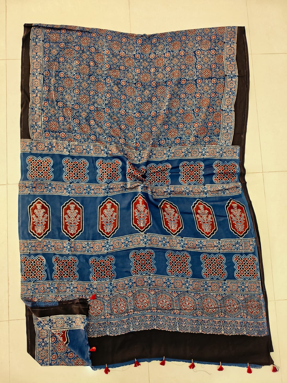 Ajrakh Sarees Wholesale – Modal Silk Handblock Printed Saree