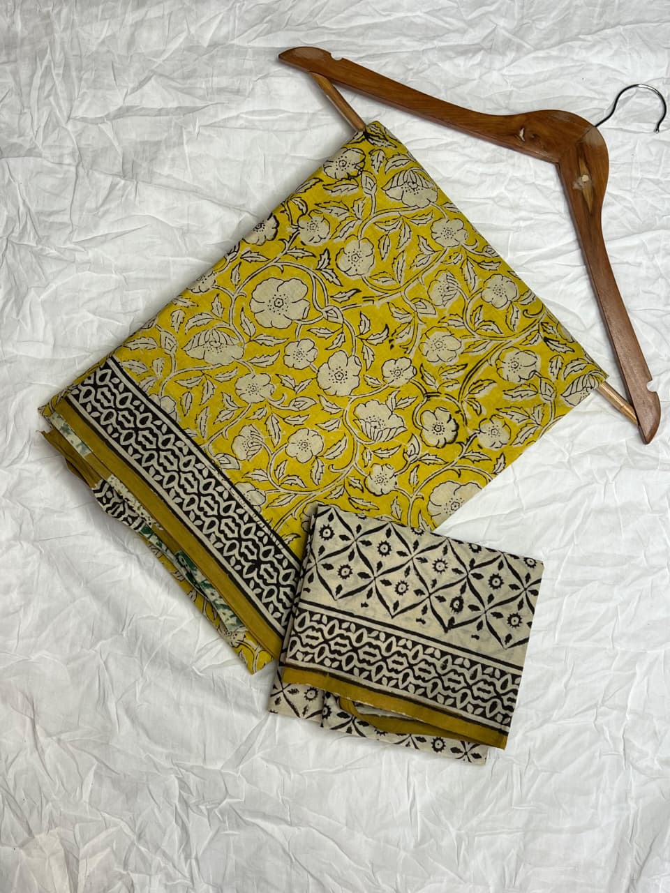 Cotton Mulmul Handblock Printed Sarees Wholesale – Lightweight Artisan Cotton Sarees