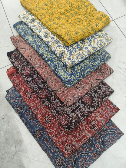 Black multi-colour Ajrakh pure cotton artisan-printed fabric – handcrafted wholesale textile by Fabtexs