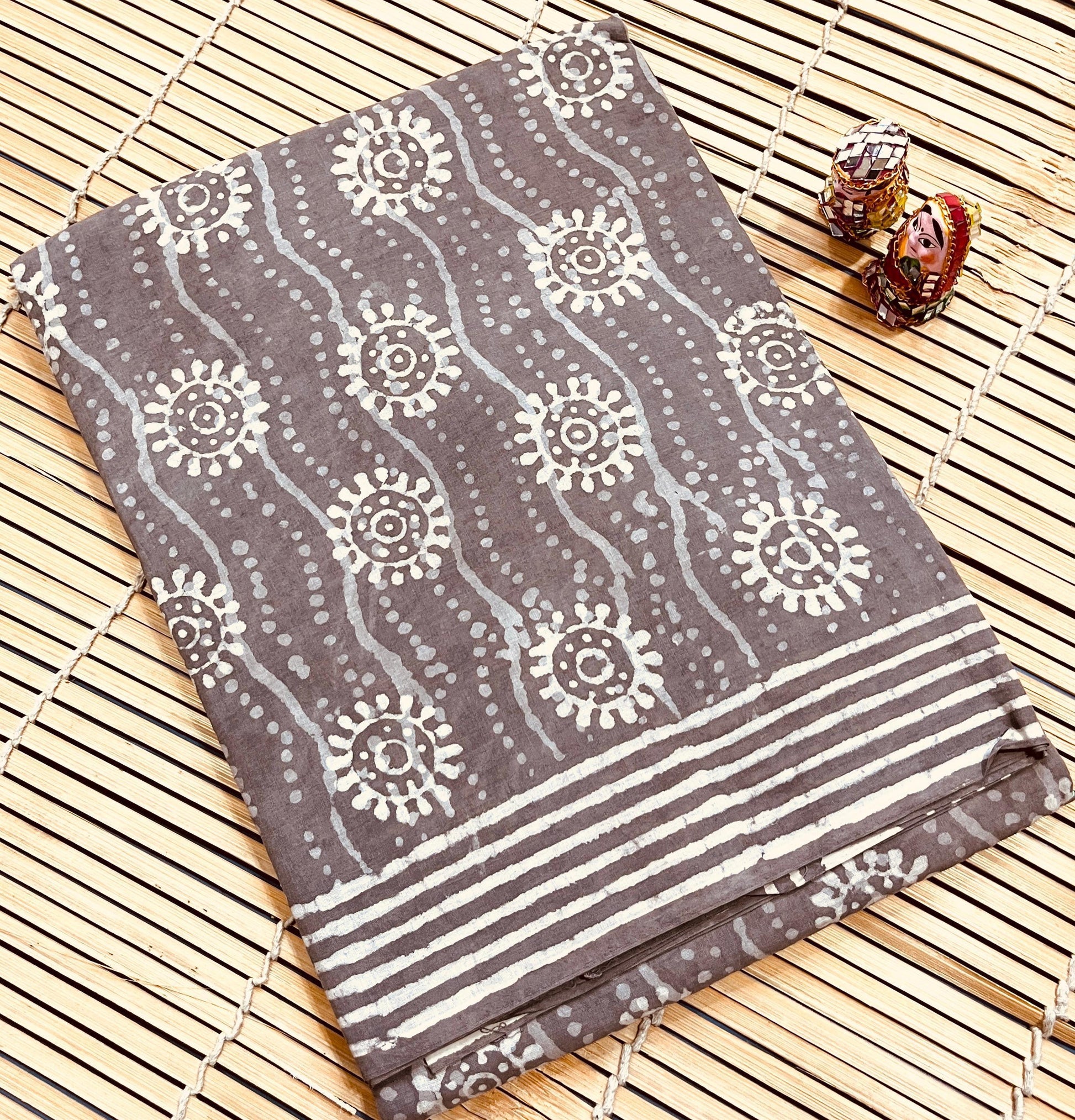 Brown Floral Jaal Cotton Mul Handblock Saree – Premium gold print wholesale saree for boutiques and designers