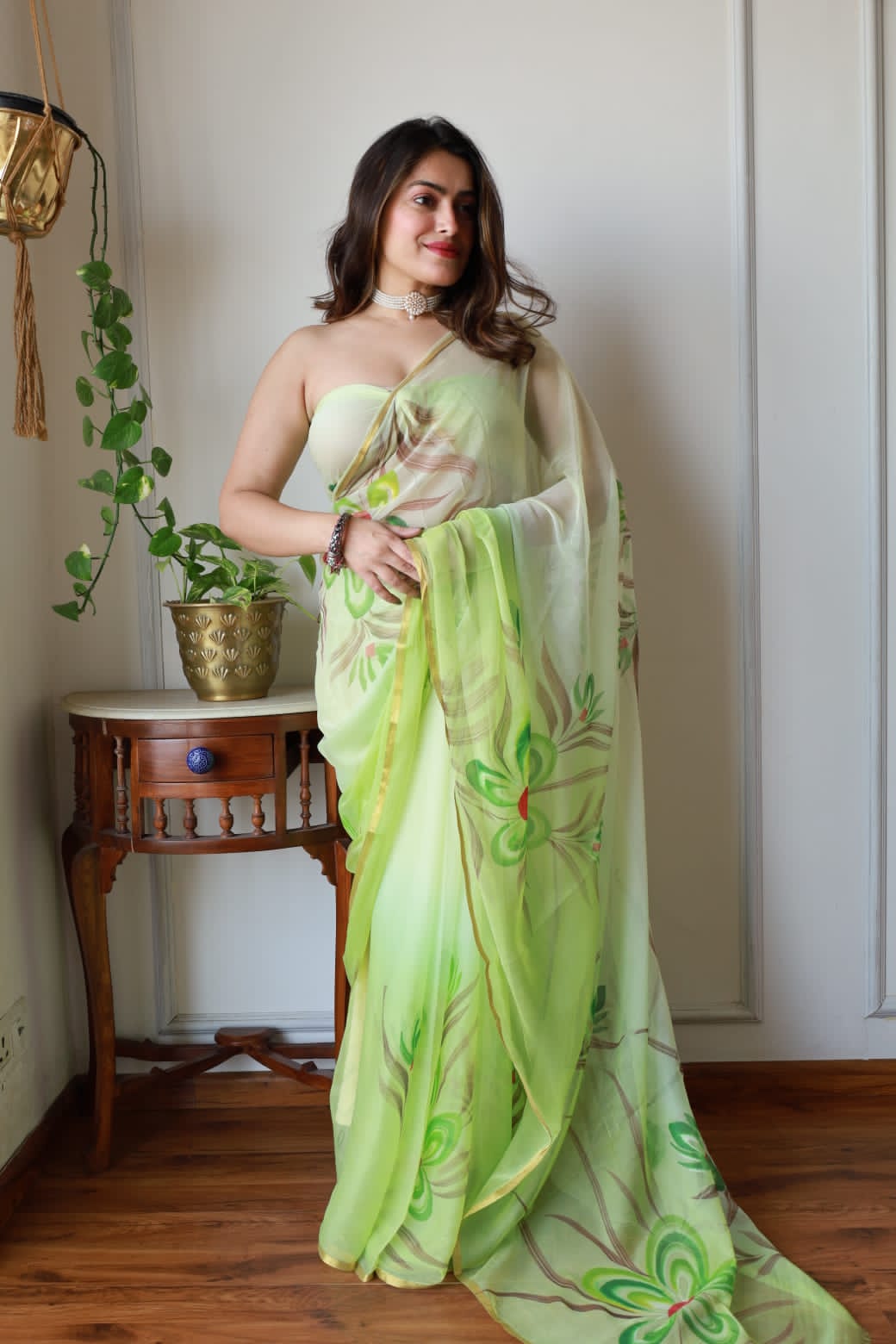 Shaded Lime Green Chiffon Zari Border Handpainted Saree – Lightweight Partywear Wholesale Saree