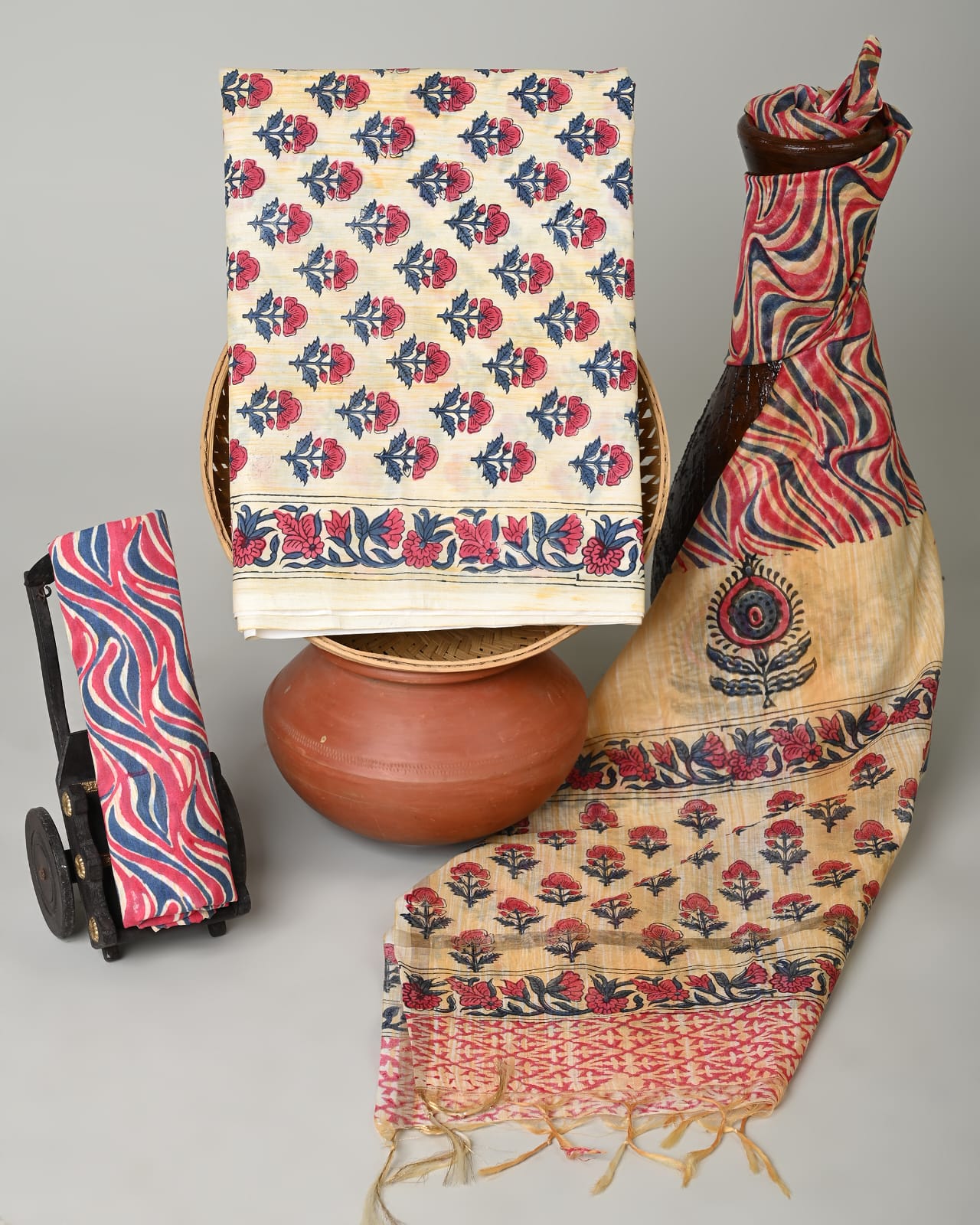 Wholesale 3pc Handblock Printed Cotton Dress Material with Chanderi Dupatta – Cream Butti Design, Artisan-Crafted in Rajasthan for Designers, Boutiques, and Bulk Orders