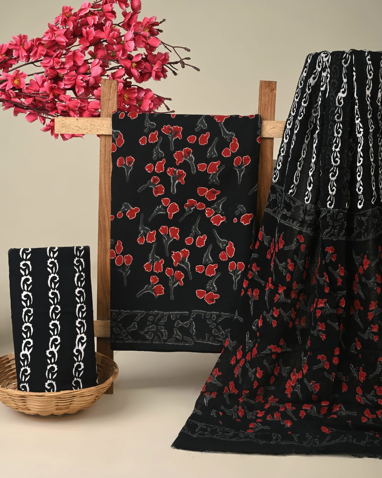 black red butti handblock printed cotton dress material with chiffon dupatta wholesale India cotton fabric supplier Fabtexs