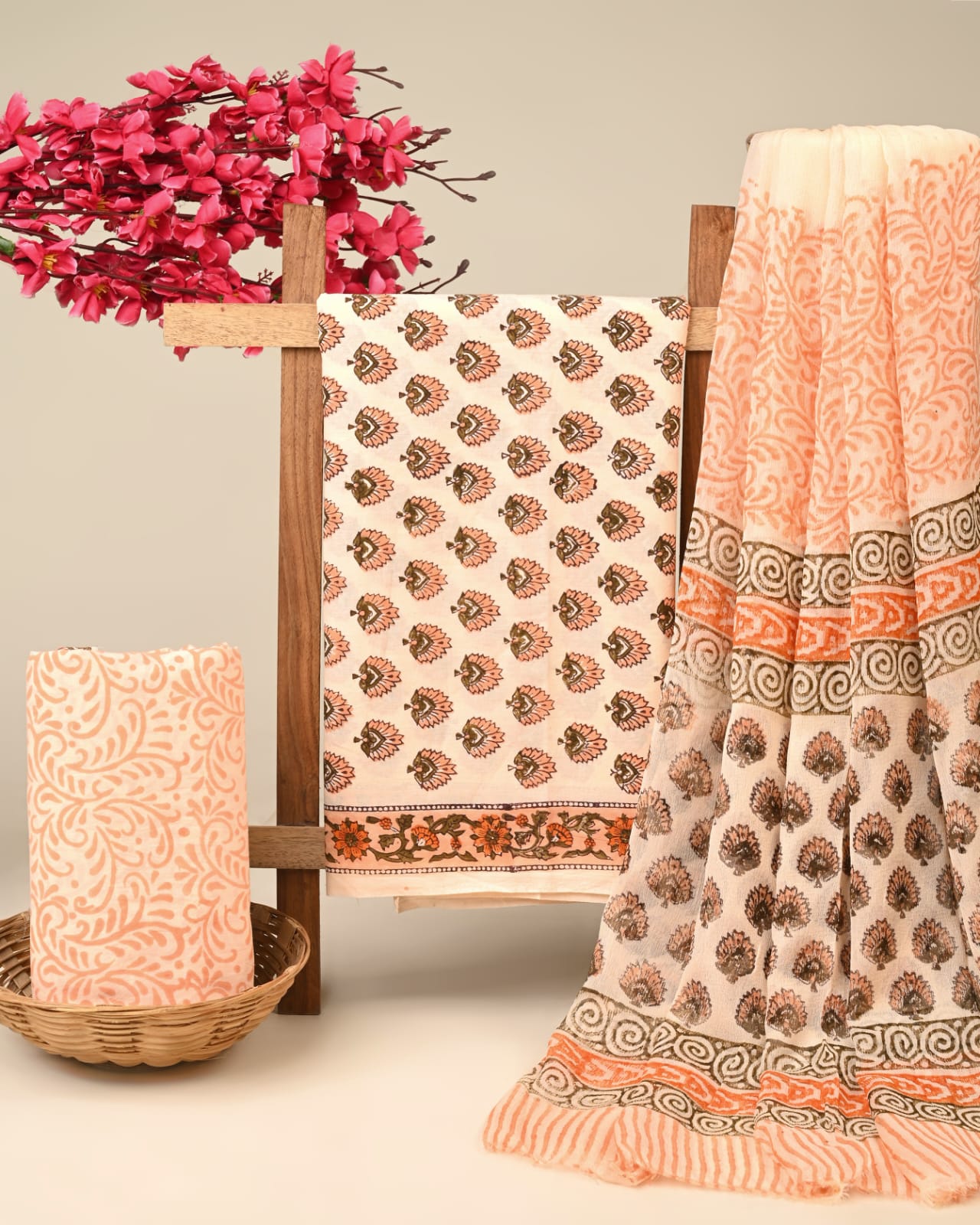 cream butti handblock printed cotton dress material with chiffon dupatta wholesale India boutique supplier low MOQ Fabtexs
