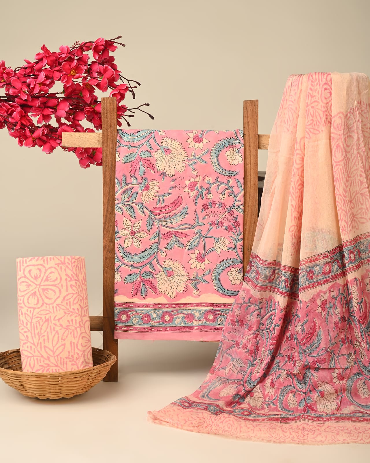 Grey pink pure cotton dress material with chiffon dupatta wholesale, handblock printed cotton suit set by Fabtexs