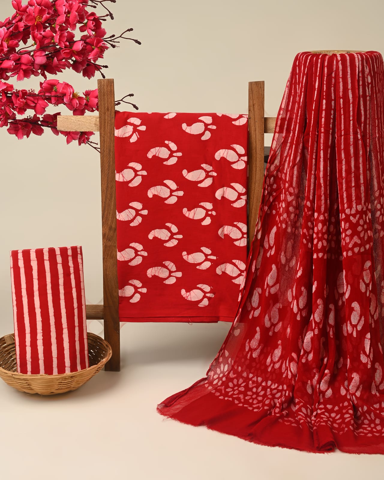 Red pure cotton dress material with chiffon dupatta wholesale, handblock printed cotton suit set by Fabtexs