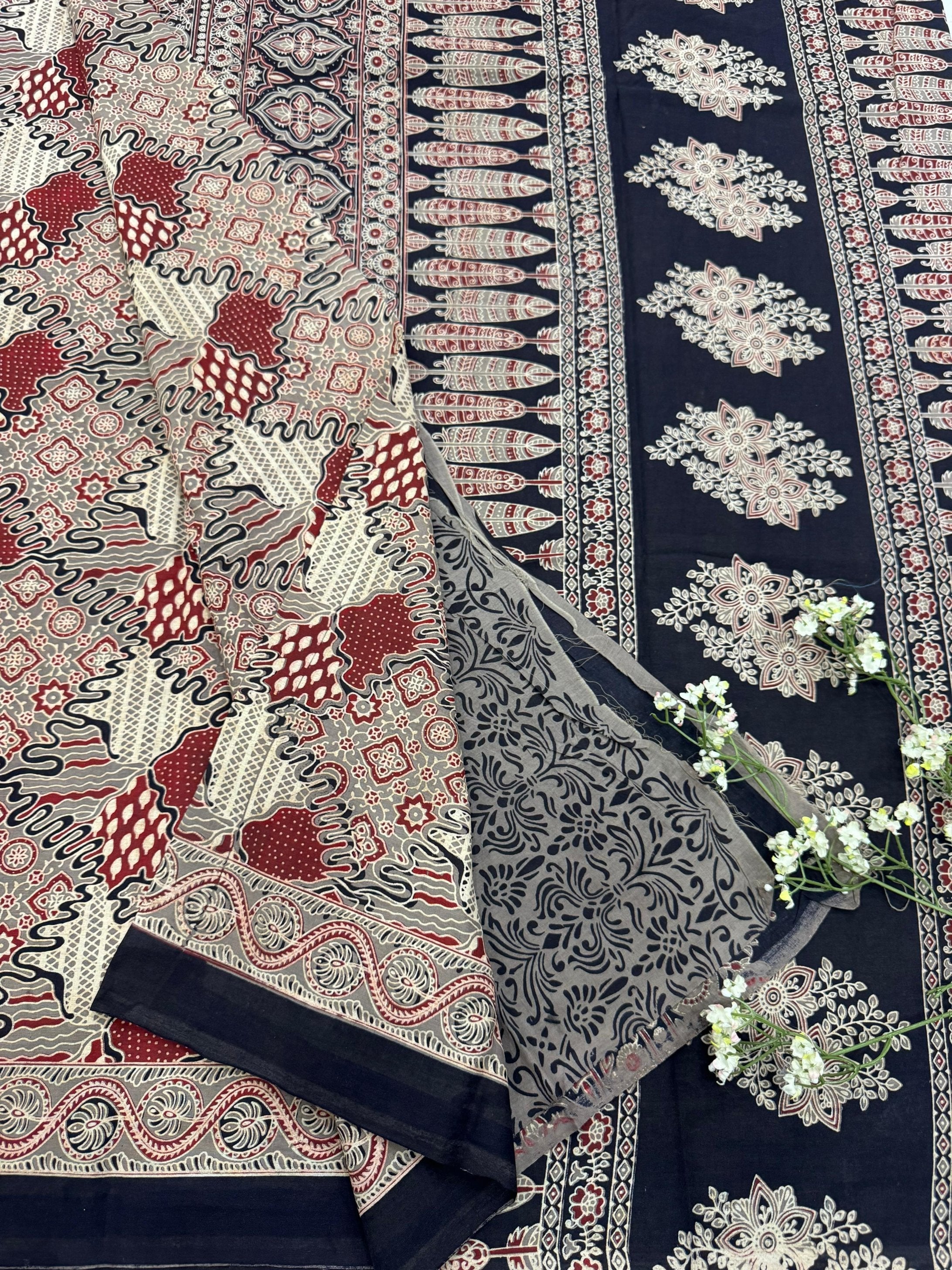 Black Maroon Abstract Design Cotton Mul Saree – Wholesale Handblock Printed Saree for Retailers