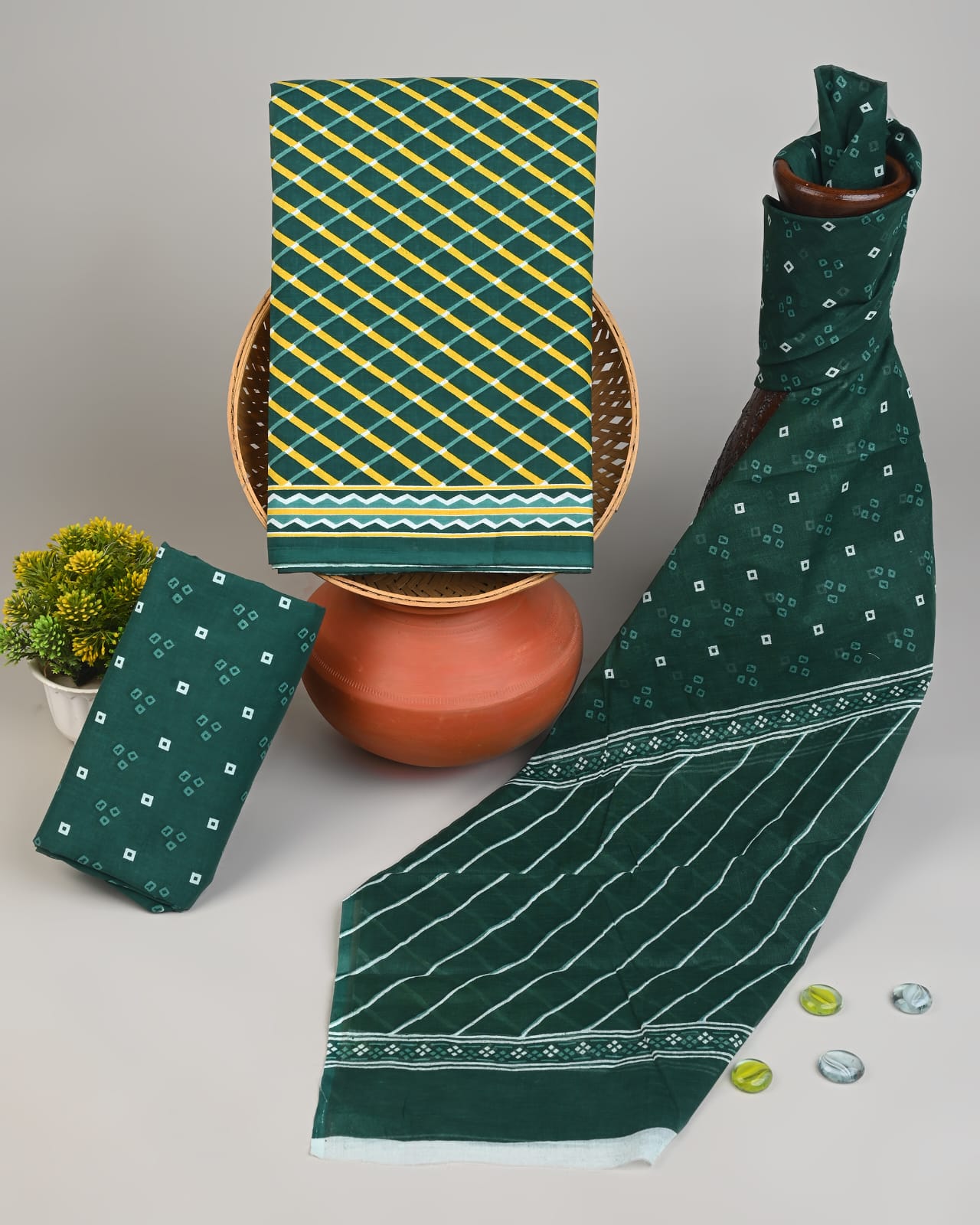 dark green checks handblock printed cotton mulmul dress material wholesale India low MOQ boutique fabric supplier Fabtexs
