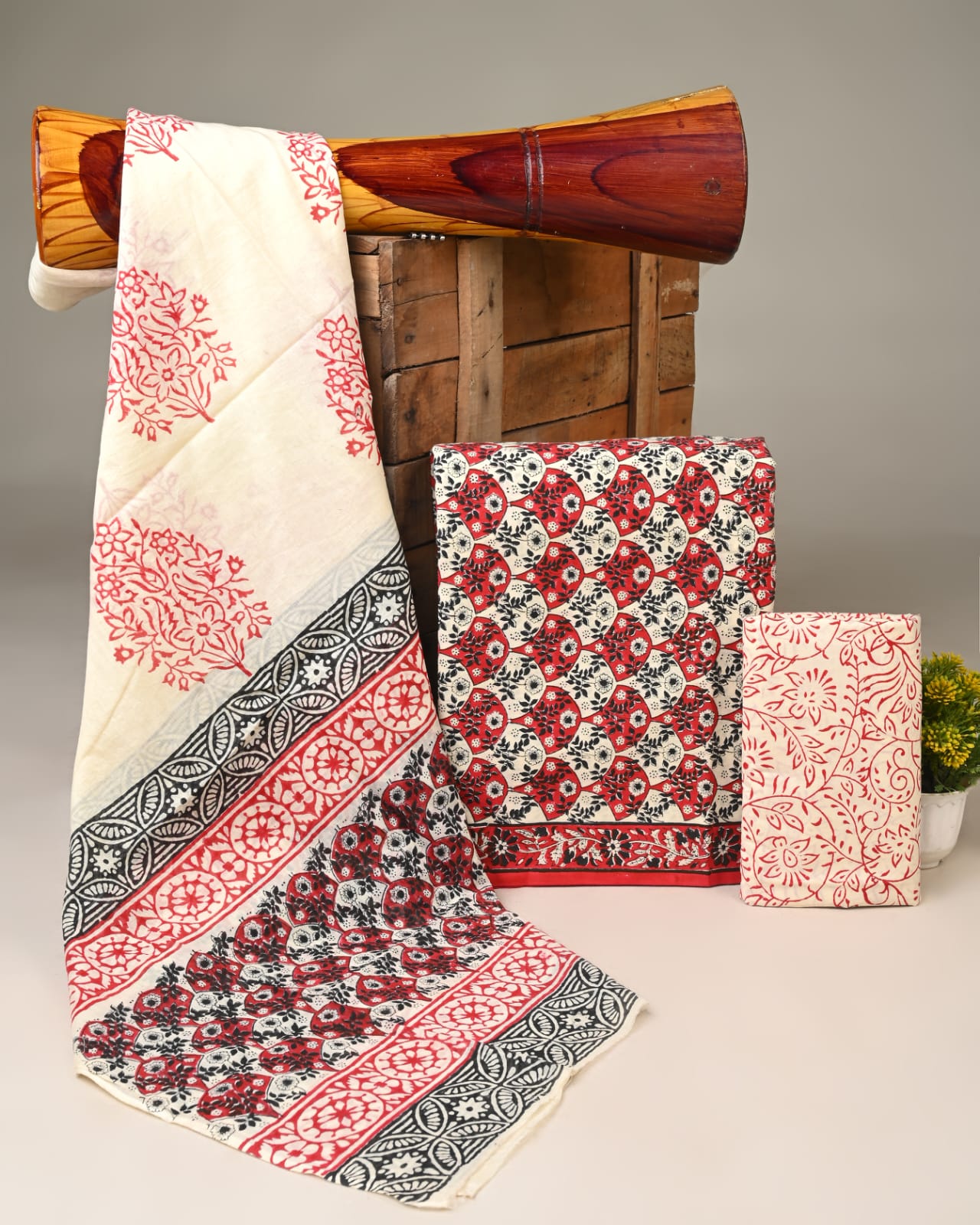 Pure cotton mulmul dress material wholesale in grey, handblock printed dress material for boutique, designer & bulk buyers – Fabtexs