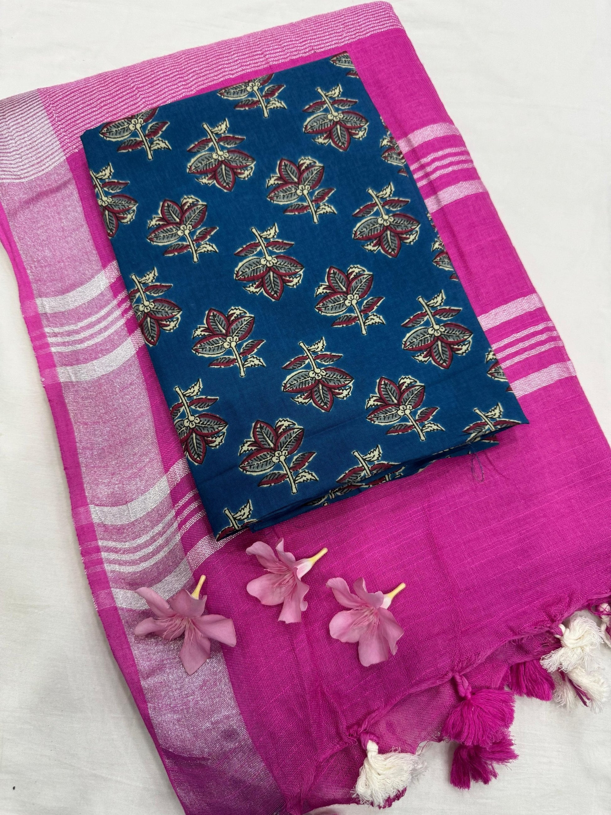 Fuchsia Saree with Blue Floral Butti Blouse Fabric – Handcrafted cotton mul handblock saree wholesale for retailers and boutiques