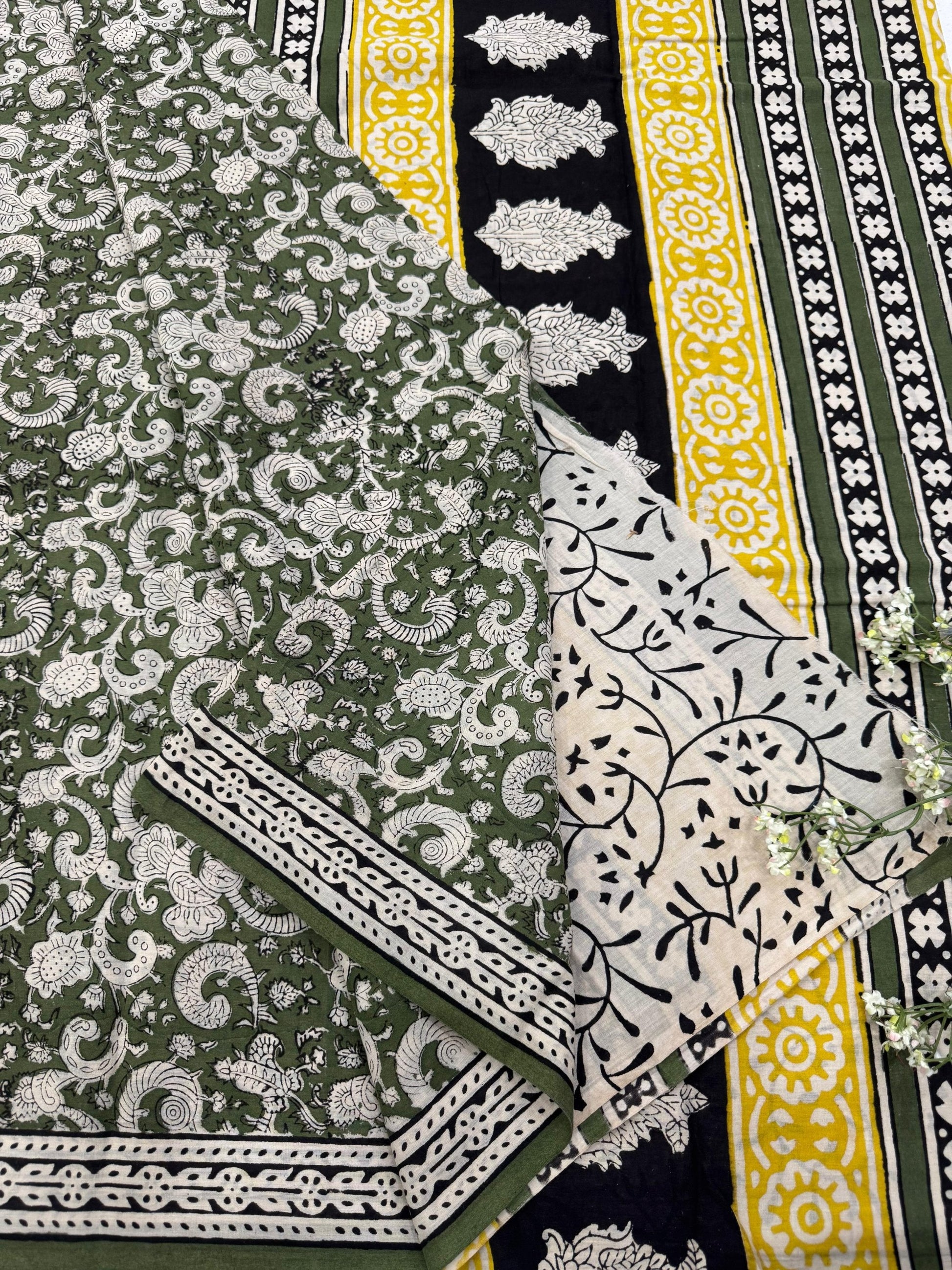 Green Jaal Cotton Saree – Lightweight Designer Wholesale Saree for Boutiques & Stores