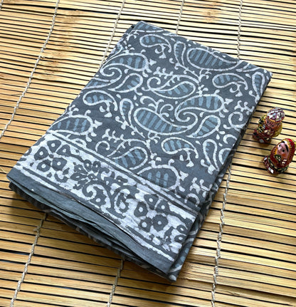Grey Paisley Jaal Cotton Mul Handblock Saree – Handcrafted gold print saree wholesale for retailers
