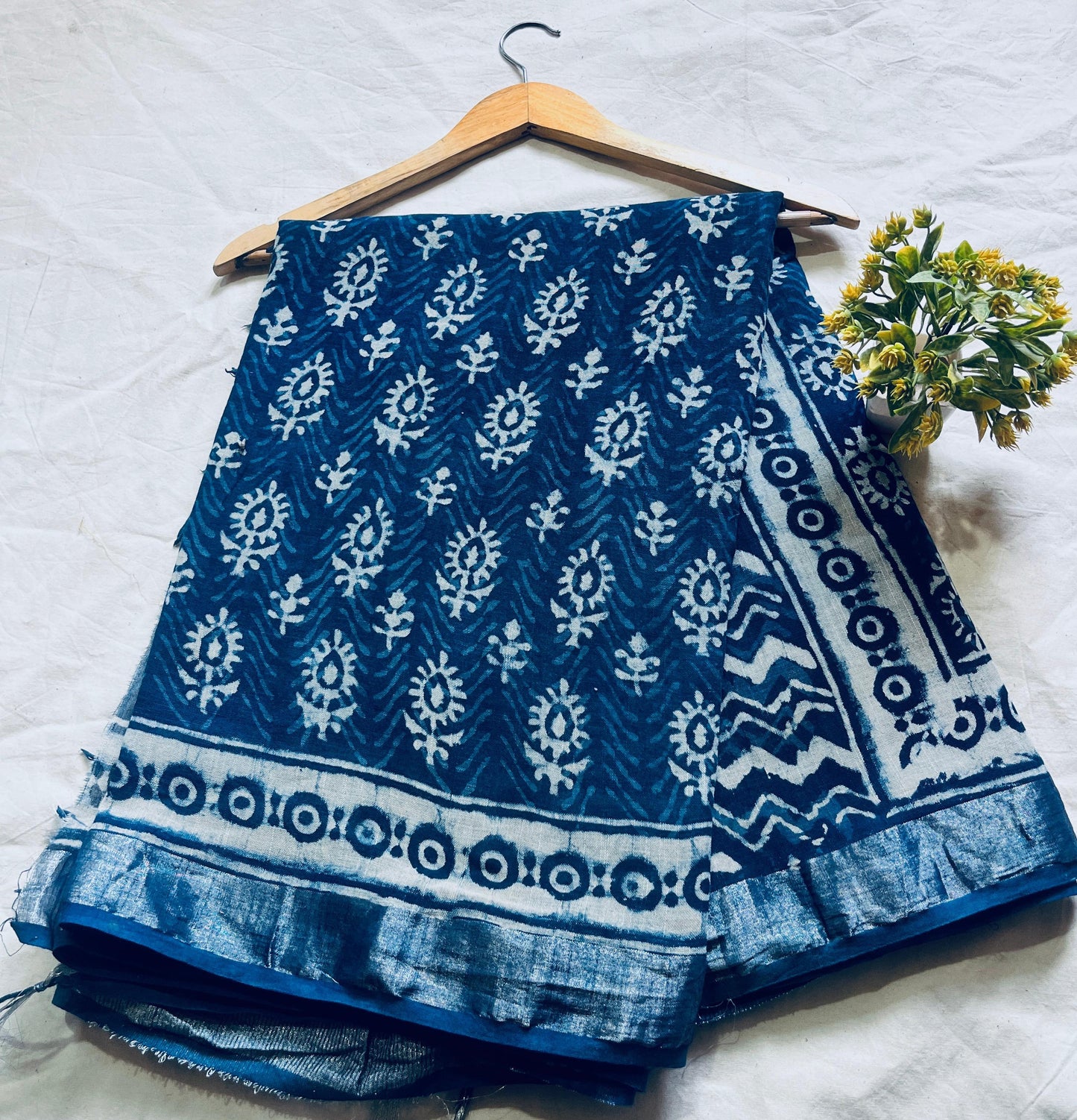 Indigo Dabu Floral Booty Saree – Premium cotton linen handblock saree wholesale for retailers and boutiques