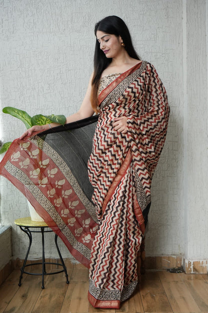 Madder Red Maheshwari Silk Handblock Printed Saree with Zigzag and Paisley Pallu – Wholesale Designer Silk Saree