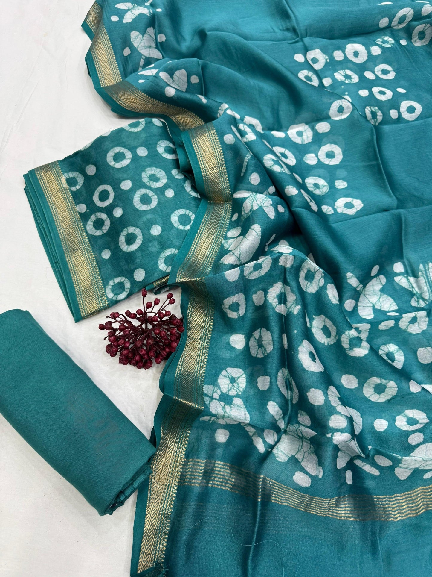 Maheshwari Silk Blue Circle Batik Print Dress Material for ethnic suits – Fabtexs Wholesale