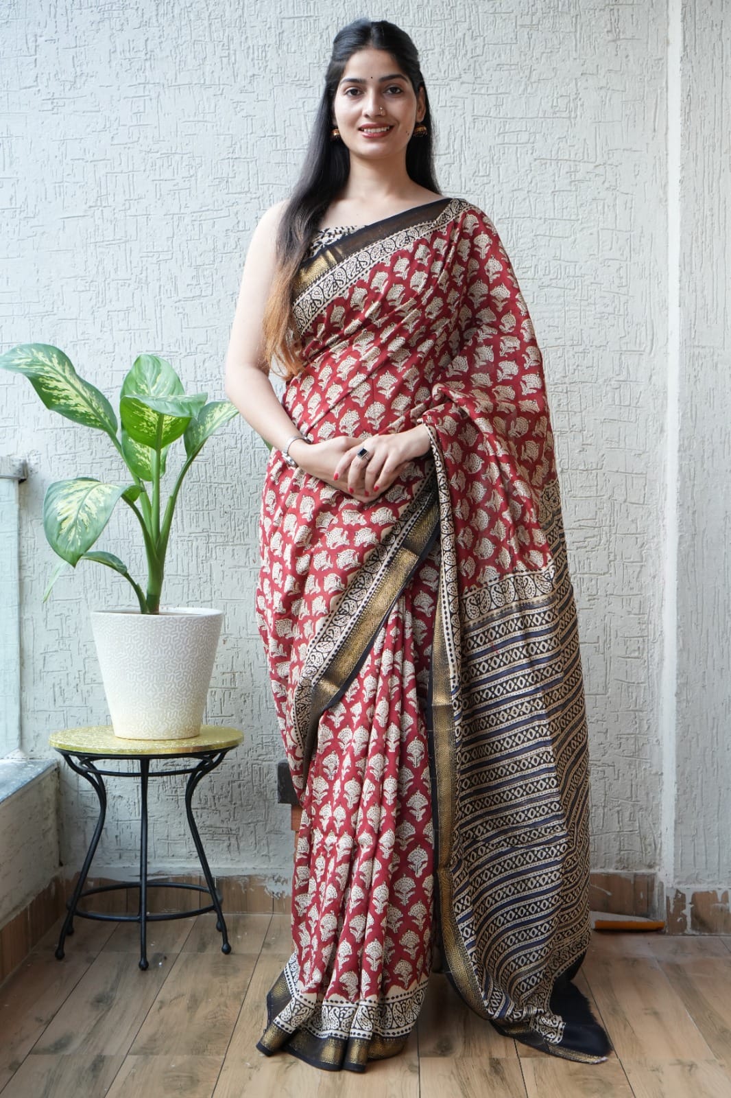 Maheshwari silk saree wholesale, hand block printed indigo panel design, pure silk saree by Fabtexs
