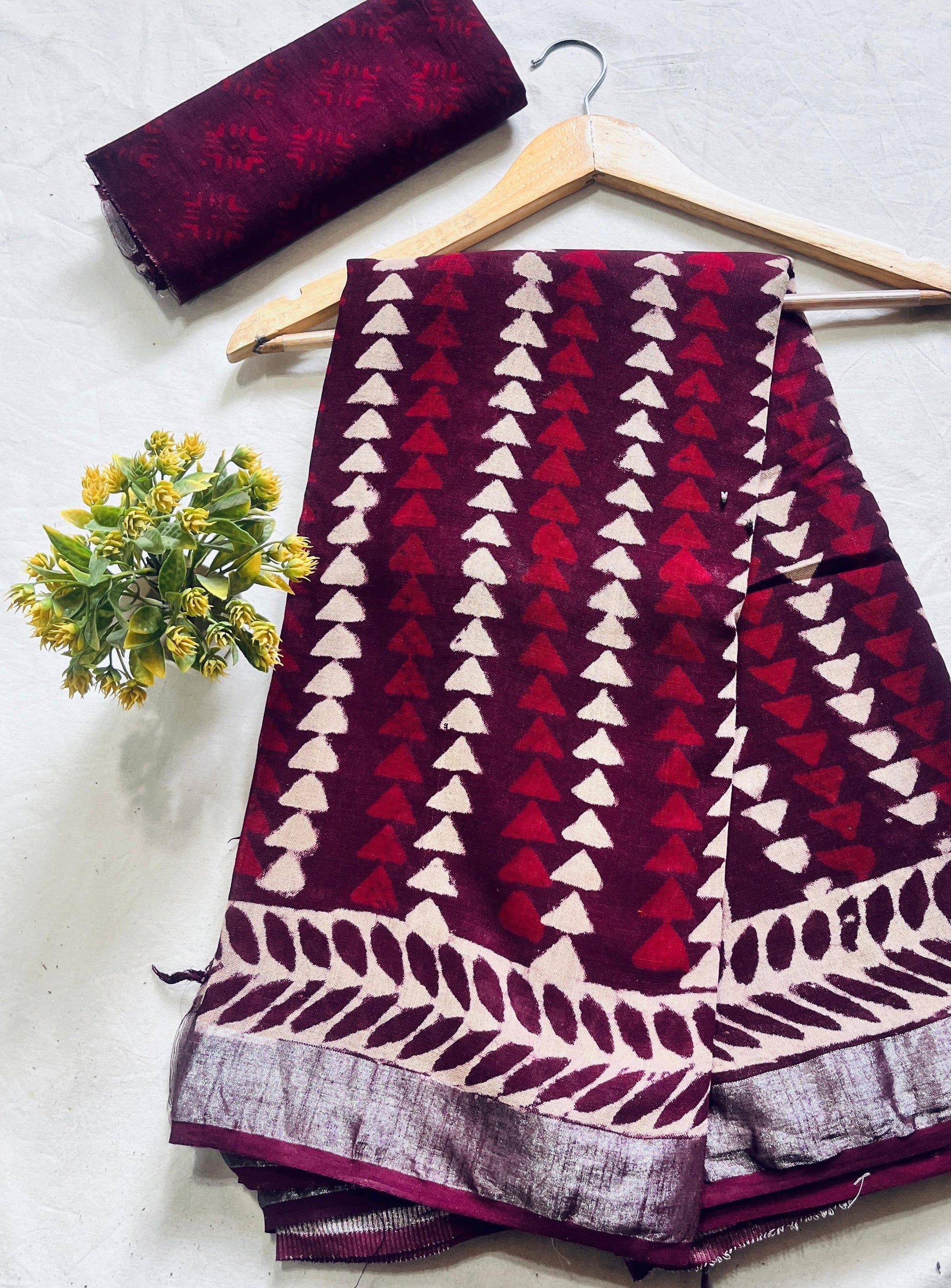 Maroon Geometrical Jaal Saree – Premium cotton linen handblock saree wholesale for retailers and boutiques