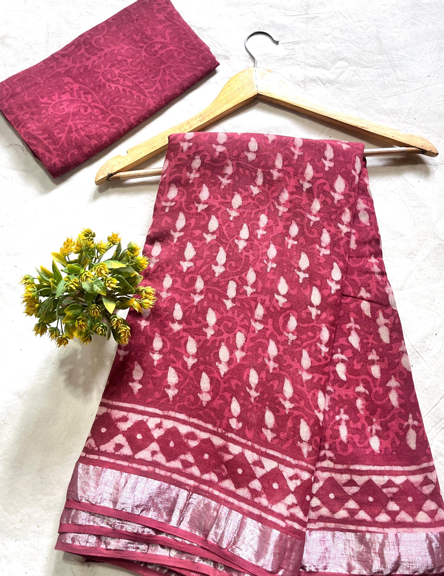 Pink Paisley Booty Saree – Premium wholesale cotton linen handblock saree for retailers and boutiques