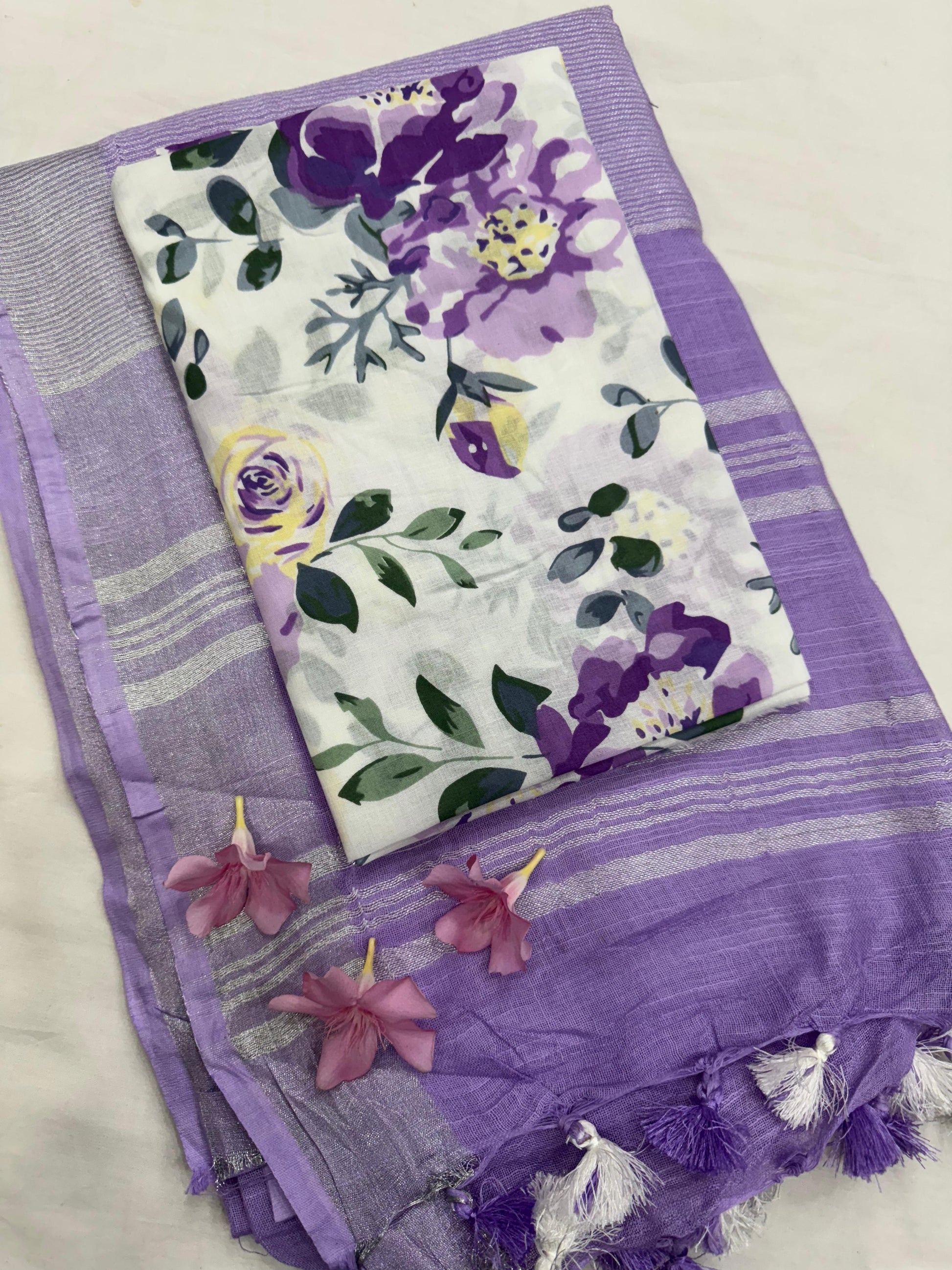 Purple Saree with White Floral Jaal Blouse Fabric – Designer handcrafted Cotton Mul Handblock Saree wholesale for boutiques and stores