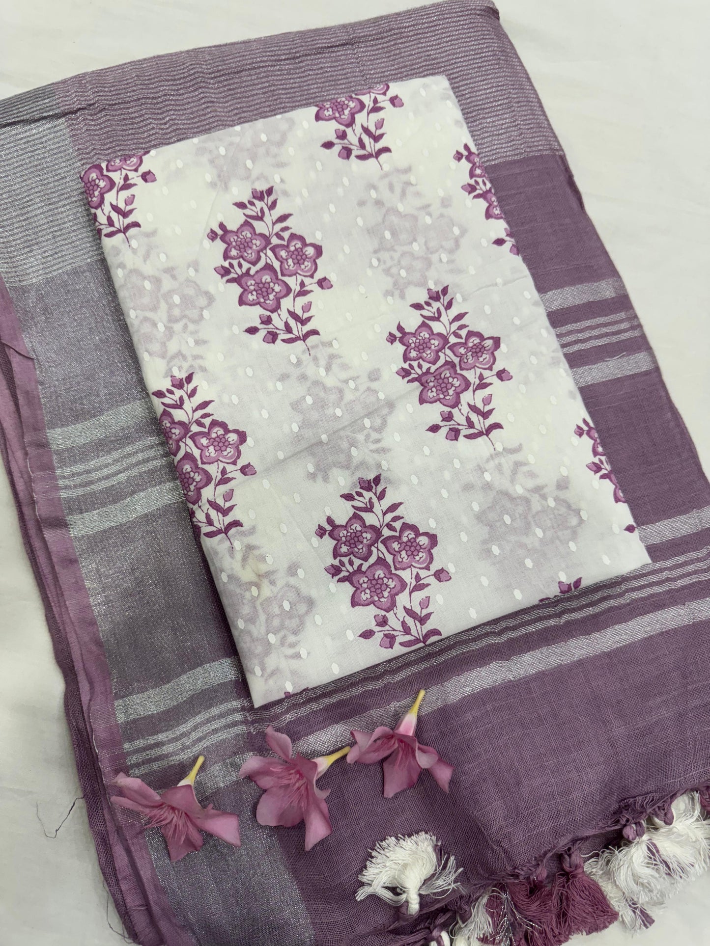 Purple Saree with White Small Floral Butti Blouse Fabric – Designer handcrafted cotton mul handblock saree wholesale for retailers and boutiques