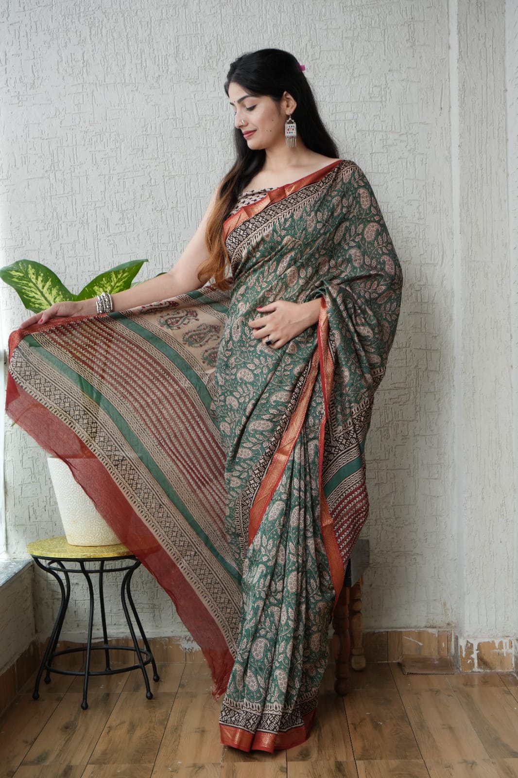 Ramagreen Maheshwari Silk Handblock Printed Saree with Paisley Design – Wholesale Designer Silk Saree