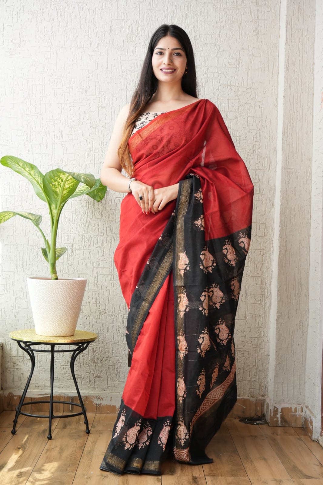 Red Maheshwari Silk Handblock Printed Saree with Plain Body and Black Pallu – Wholesale Designer Silk Saree