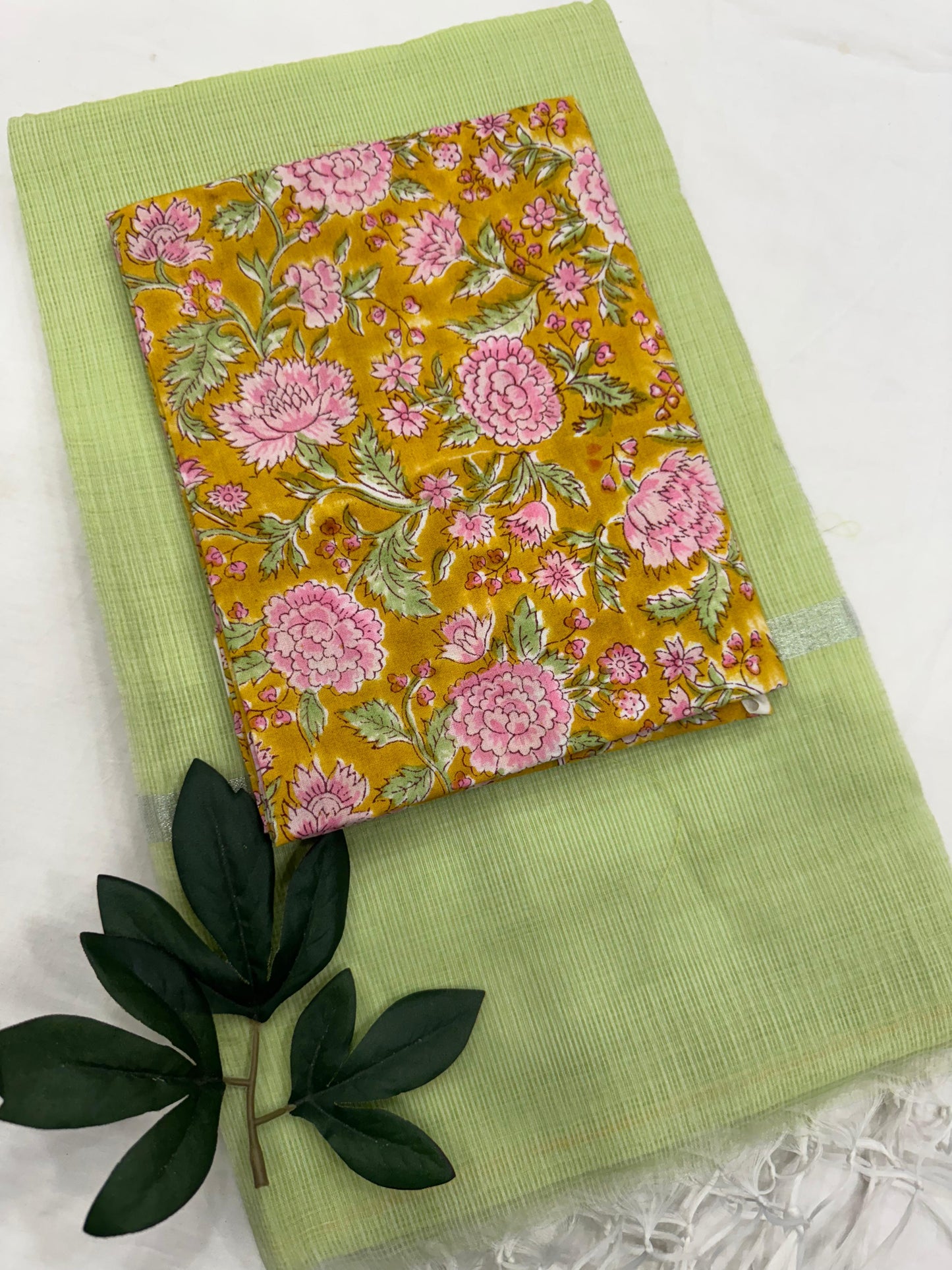 Plain Kota Doriya Saree with Printed Blouse MOQ 6pcs | Assorted – Fabtexs