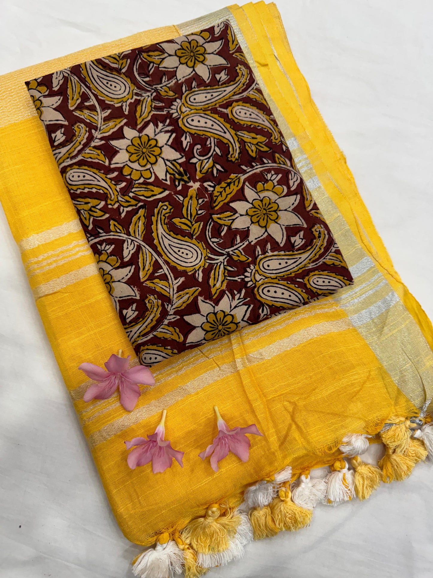 Yellow Saree with Maroon Paisley Jaal Blouse Fabric – Premium Cotton Mul Handblock Saree wholesale for boutiques and retailers