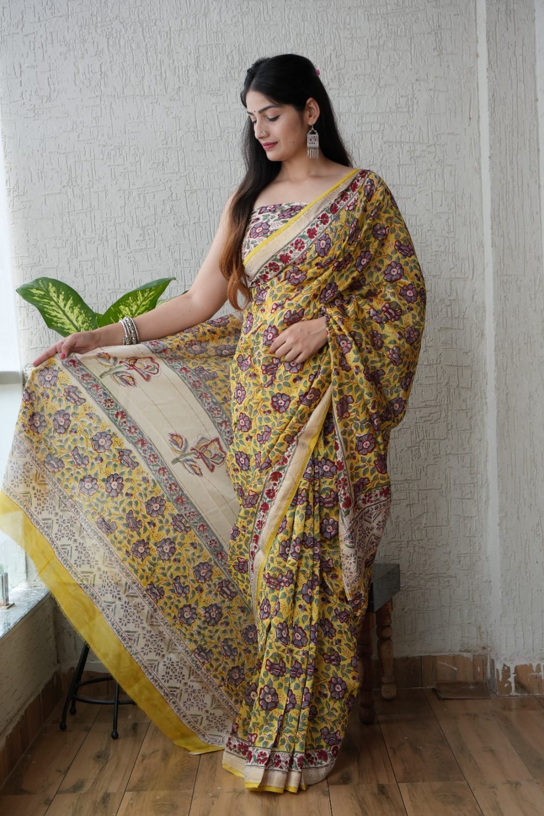 Yellow and Purple Maheshwari Silk Handblock Printed Saree with Floral Jaal – Wholesale Designer Silk Saree