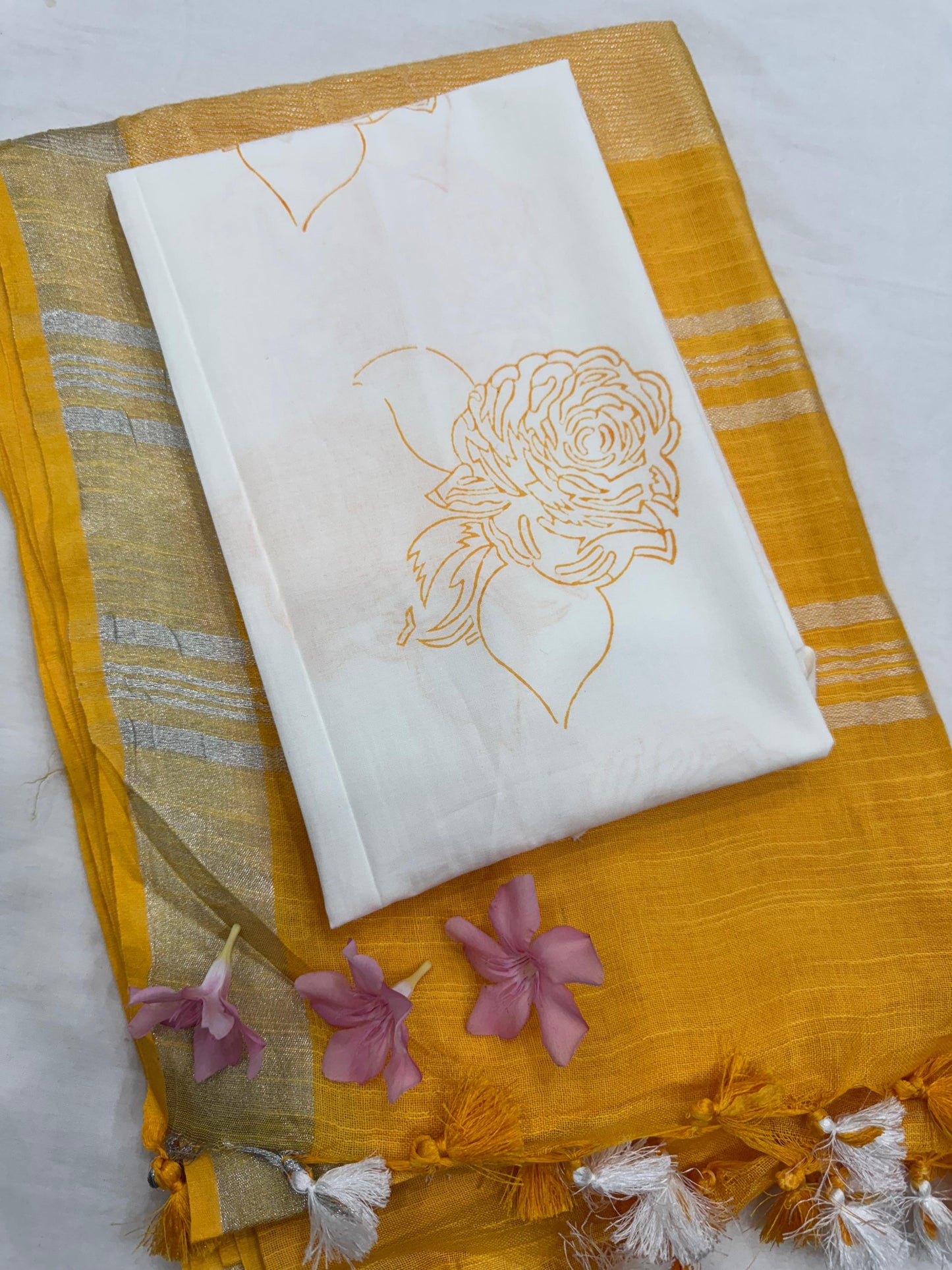 Yellow Saree with White Rose Print Blouse Fabric – Premium handblock cotton mul saree wholesale for retailers and designers